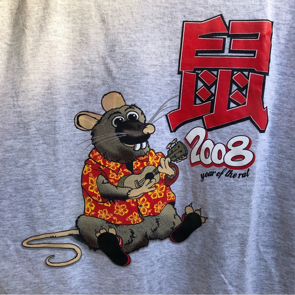 NWOT 2008 Year of the Rat Hawaiian Ukulele & Slippahs - Gray Shirt - Large - Picture 5 of 9
